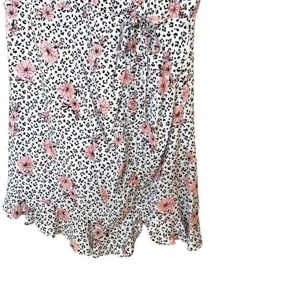 SADIE and Sage Ellie Mini Dress - Picture 6 of 13